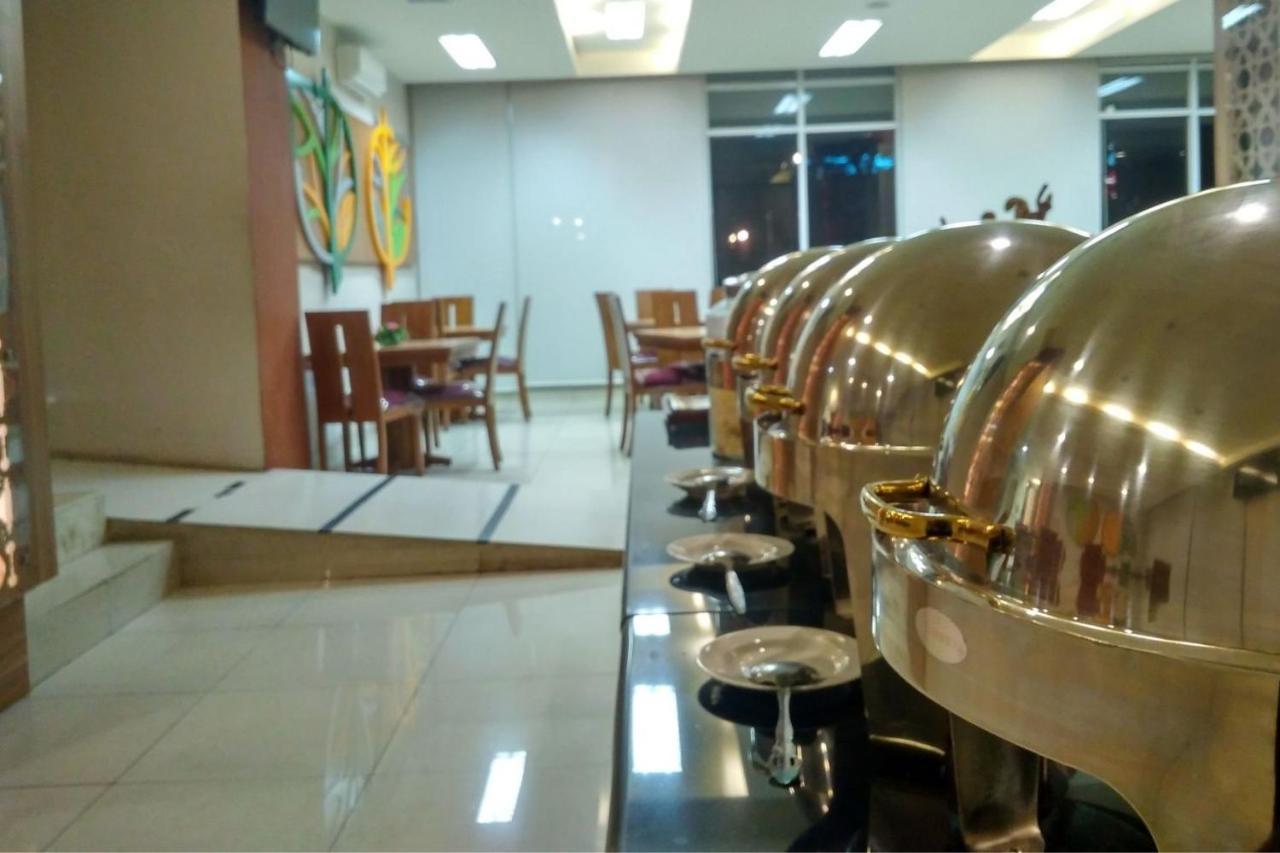 Utc Dago Hotel Bandung Exterior foto
